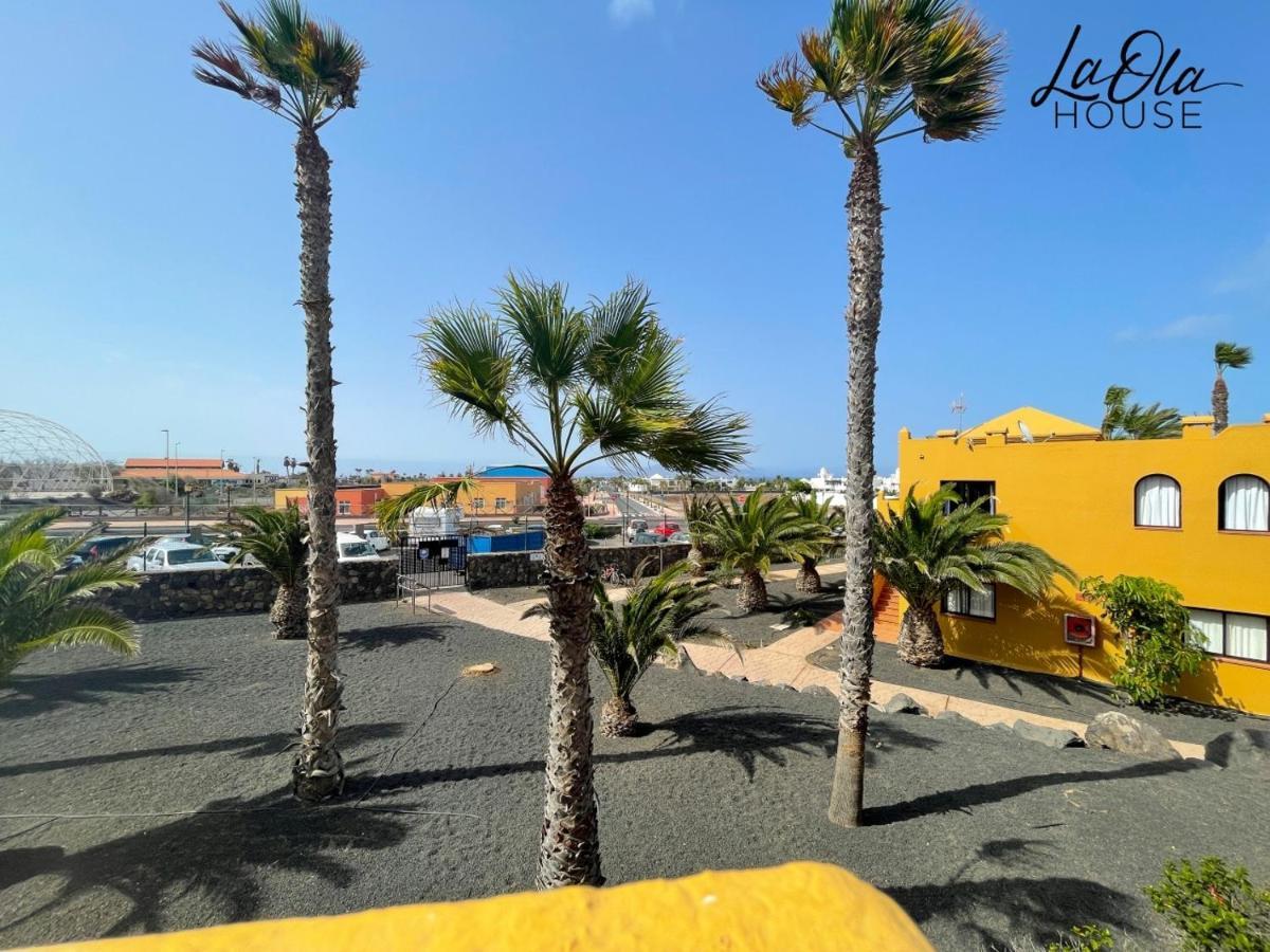 La Ola House Precioso Apartamento Con Piscina Corralejo Bagian luar foto