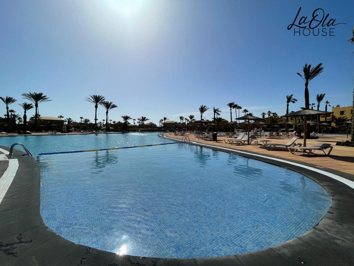 La Ola House Precioso Apartamento Con Piscina Corralejo Bagian luar foto