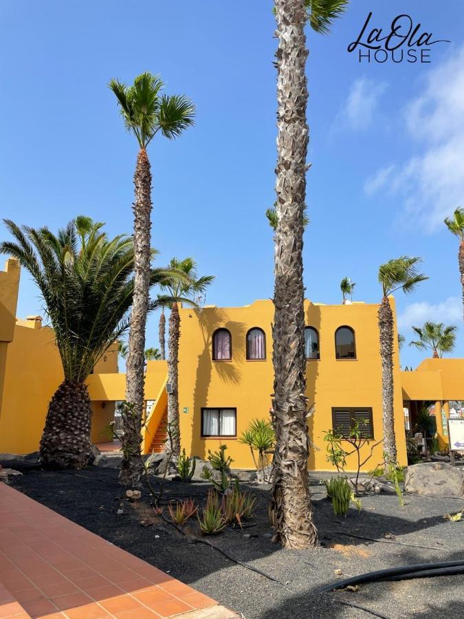 La Ola House Precioso Apartamento Con Piscina Corralejo Bagian luar foto