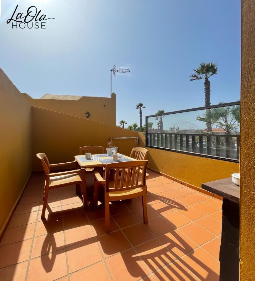 La Ola House Precioso Apartamento Con Piscina Corralejo Bagian luar foto
