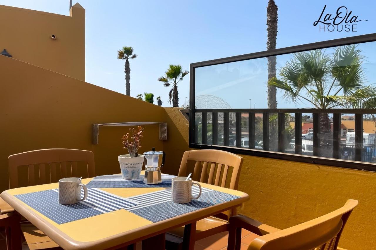 La Ola House Precioso Apartamento Con Piscina Corralejo Bagian luar foto