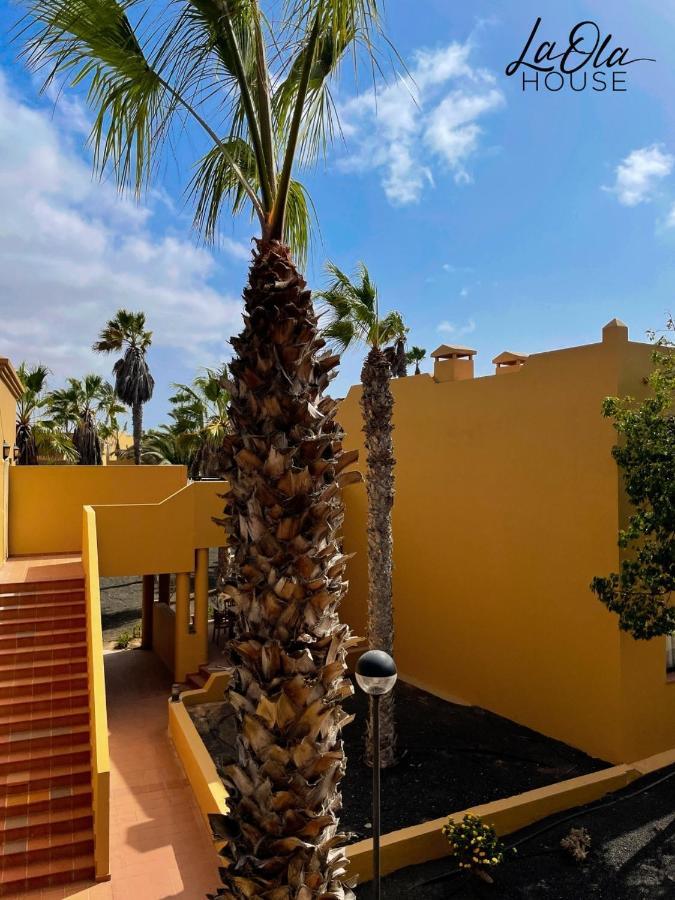 La Ola House Precioso Apartamento Con Piscina Corralejo Bagian luar foto